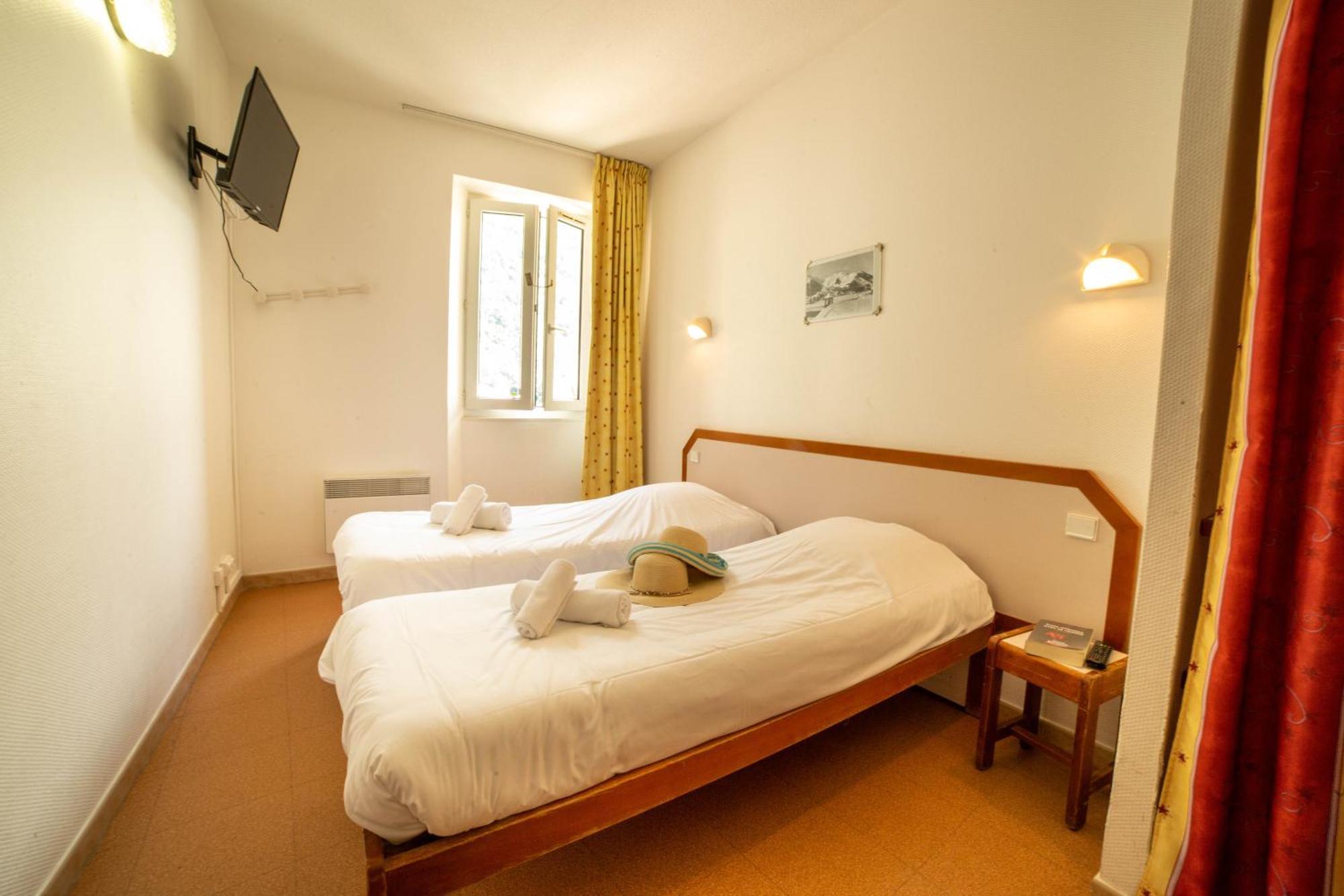 Le Rabuons Hotel Saint-Etienne-de-Tinee Ngoại thất bức ảnh