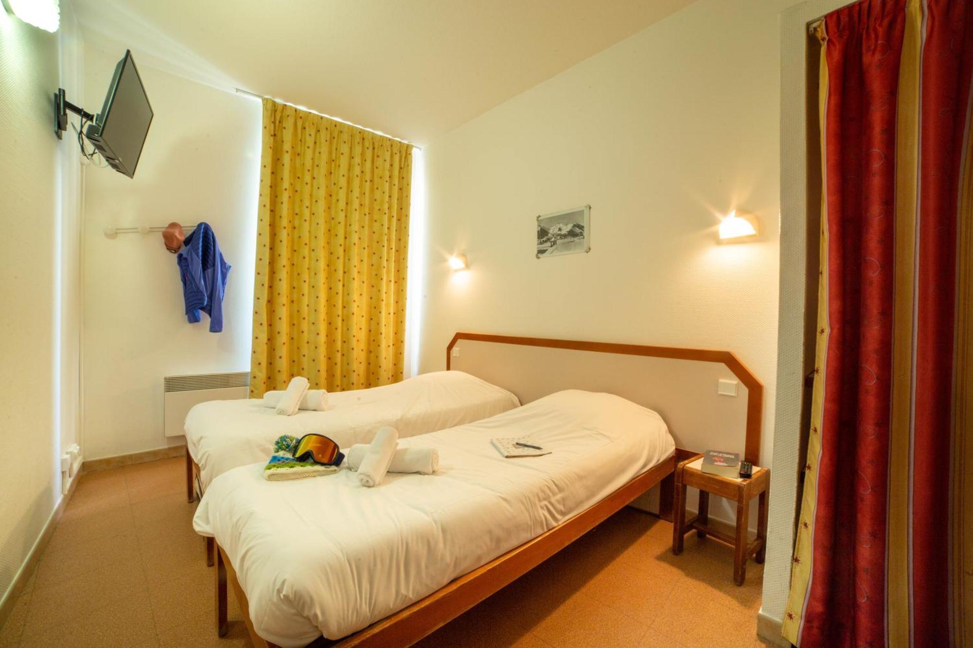 Le Rabuons Hotel Saint-Etienne-de-Tinee Ngoại thất bức ảnh